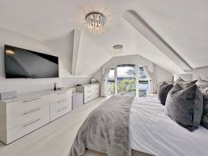 Photo 23- click for photo gallery